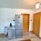 Contractor Haven- 3BDR Crew House, Free Parking, Fast WiFi & Private Garden