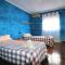 Chalet con piscina y barbacoa
