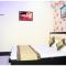 A PREMIUM H R GUEST HOUSE- Prime Location-Luxury and Spacious Room With Newly Renovated - فاراناسي