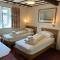 Oakwood Bed and Breakfast Heathrow