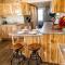 Rustic Elegance in Texas - Amazing Glamping Getaways in this Chilton Cabin Rental - Satin