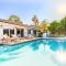 Luminous Home with Pool and Views - Palm Springs
