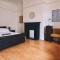 Dwellcome Home Ltd 4 King Bedroom Townhouse, Free Parking, Fast WIFI, Fully Equipped Kitchen, 15 min drive to Nissan, 20 min to Newcastle Sunderland, Ideal for Long Term Contractor etc Stays, Regular Housekeeping Option - See Our Site for Assurance