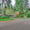 Classic Woodinville Wine Country Escape!