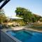 Beautiful chartreuse with swimming pool - Jégun