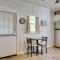 Near Parks and Lakes Pet-Friendly Winnie Cottage - 温尼