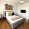 Sub Penthouse - Large Luxury 2 Bedroom Apartment