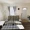 Entire Family-friendly Cozy Unit , Metro walk - روكفيل