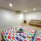 H Room