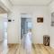 Jo Leo - Camps Bay Lux Villa with views & pool - 开普敦
