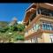 Mountain Majesty Homestay