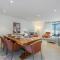 Spacious 3BR in Barangaroo with Free Parking near CBD
