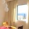 Pool side apartment with sea view and spacious sun deck a5 - Trogir