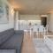 HostWise - Modern Flat w/ Balcony, Garage & Pool - Vila Nova de Gaia