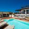 Villa Cavendish for 10 guests Pool, AC and Sea Views