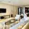 Luxury FIVE Palm 1 bedroom - Dubaj
