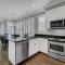 Boardwalk 113 by Wild Dunes, with Amenities - جزيرة النخيل