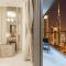 Infinity Pool & Burj Khalifa View l Luxe Paramount - Dubaj