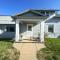 Beautiful Benson Villa-Walking Distance to Benson - Omaha