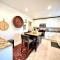 Stylish Central Napa Home with Serene Private Yard - نابا
