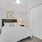 Charming Centrally Located Treasure Valley Custom