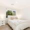 Water Lane - Swimming Pool - 4 Mins Walk to Bay