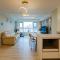 New Apt 34py 3min to Haeundae Beach LG StanbyMe & Styler Netflix & Sky Capsule - Busan