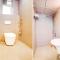 Super Townhouse Khar The Unicontinental