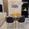 Stylish & Spacious Place Near BGC Fast Wi-Fi - 马尼拉
