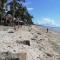 Serene 2 bedroom homestay 15mindrive to the beach