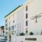 Alluring 2bed Apt w Sea Mountain Views Marlo Vale - Kapské Město