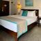 Arkin Palm Beach Hotel
