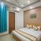 Hotel Lemonwood Suites - Noida Sector 104