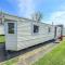 Cosy 8 Berth Caravan At Highfield Grange Holiday Park In Essex Ref 26724Wr