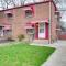 2 Mi to Lake Erie Home with Yard in Euclid! - Euclid