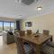 PC410 - Pool View - Perfect for families or group - Close to Palm Beach - 2BR - Palm/Eagle Beach