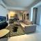 204 Lux Suites Level2 Tower 206