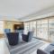 Summer Sands at 80 East - 大洋城