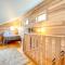 Sawyers Cabin with Hot Tub in Blue Ridge Mtns!