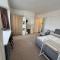 New Malden Retreat - Worcester Park