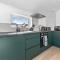 Modern 2 bed flat in the heart of Hendon - The Hyde