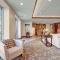 Luxury Condo in the Library Square District