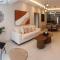 Luxury modern 2BR Apt Kingbed,Pool,Gym,Rooftop