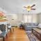 Charming DT 3-Bed Bungalow with Fenced-in Yard - Raleigh
