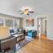 Charming DT 3-Bed Bungalow with Fenced-in Yard - Raleigh