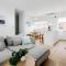 Takana - Chic Guest House in Heart of CBD - 2Bed 2Bath