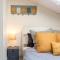 Homelivia, ATTIC ROOM -Mansardé sous les toits de Nice