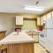 Couples Retreat with Pool Access in Myrtle Beach! - Myrtle Beach