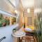 Acacia Private Rooms & Studios