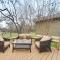 Serene Family Cottage with Deck and BBQ - Spicewood
